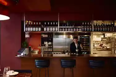 16 Stephenson Street