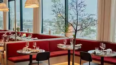 16 Stephenson Street