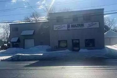 A2-1243 Genesee Street West