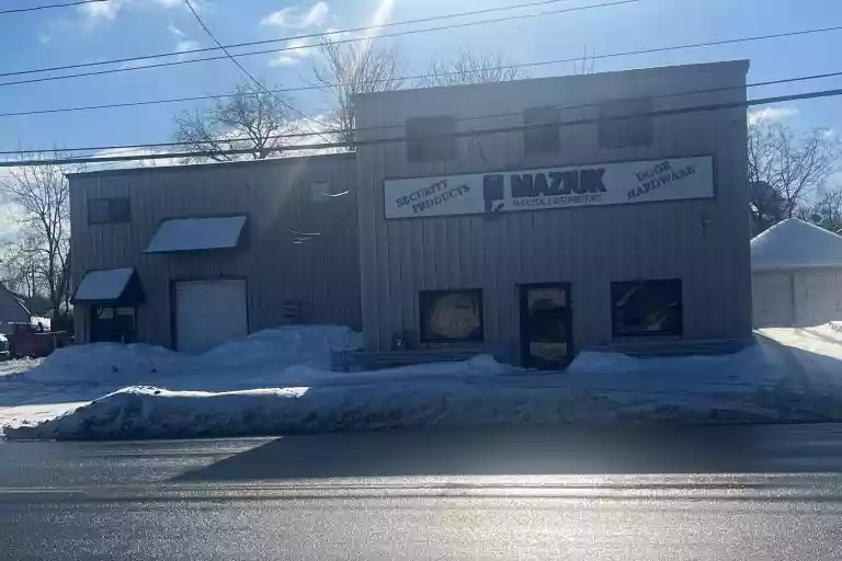 A2-1243 Genesee Street West