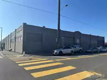 Oakland - Manufacturing