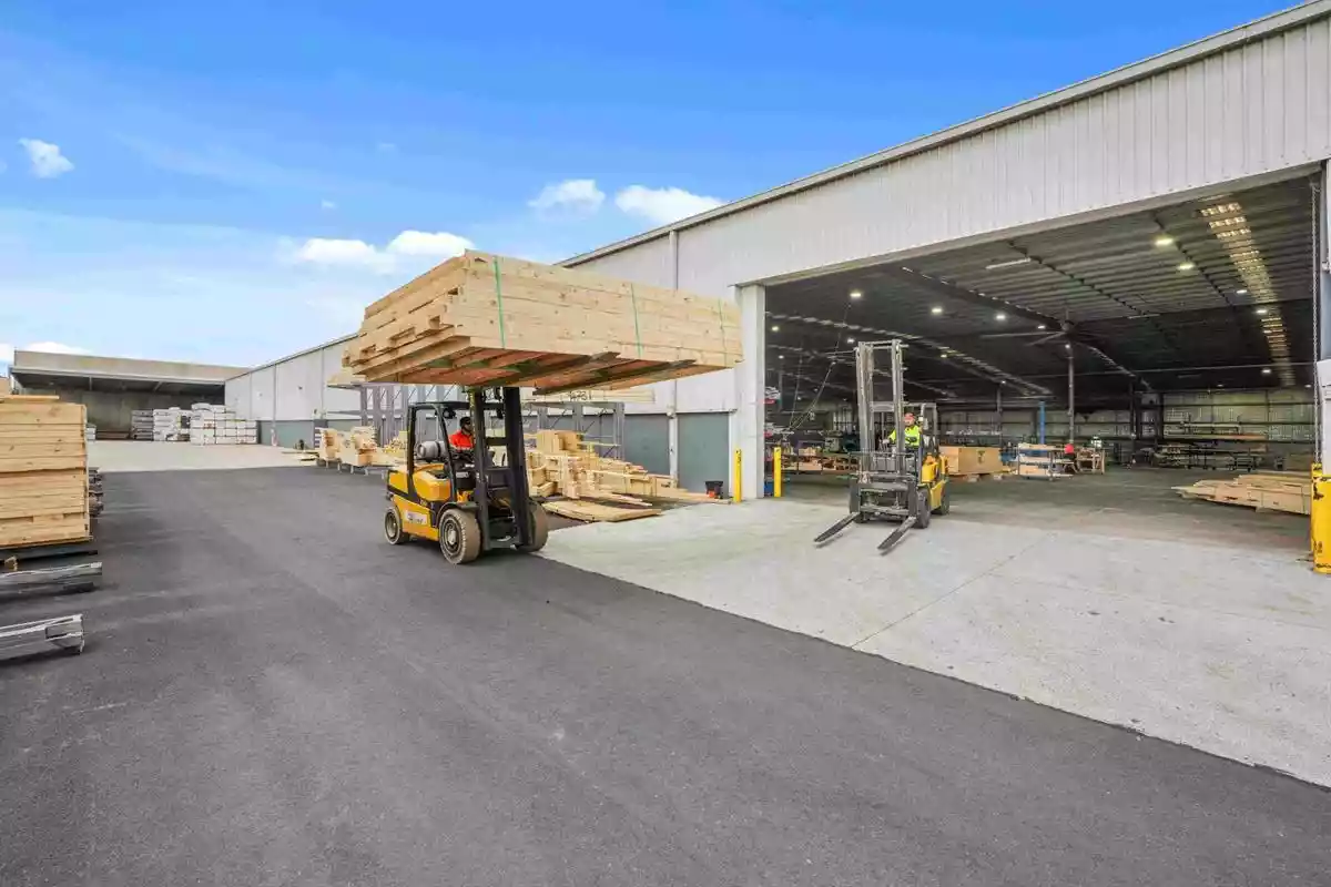 35-43 Strzelecki Avenue