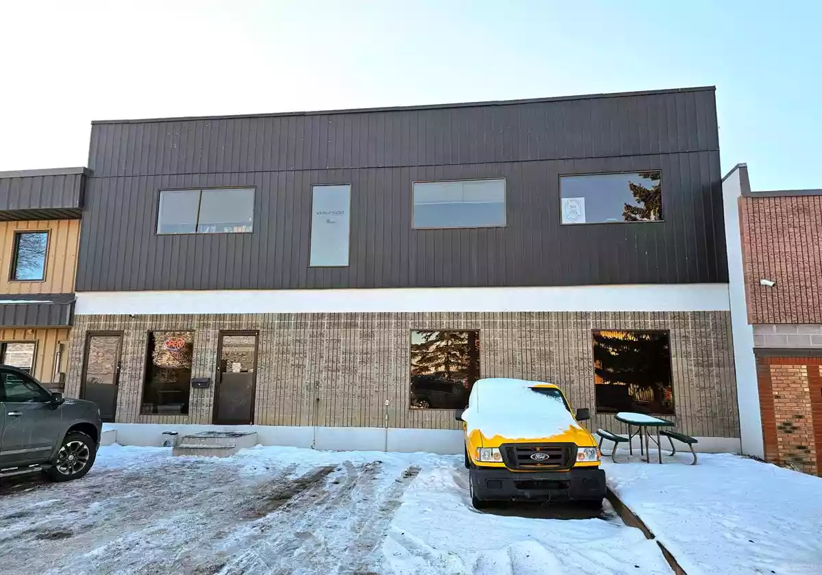 Calgary - Warehouse/Distribution