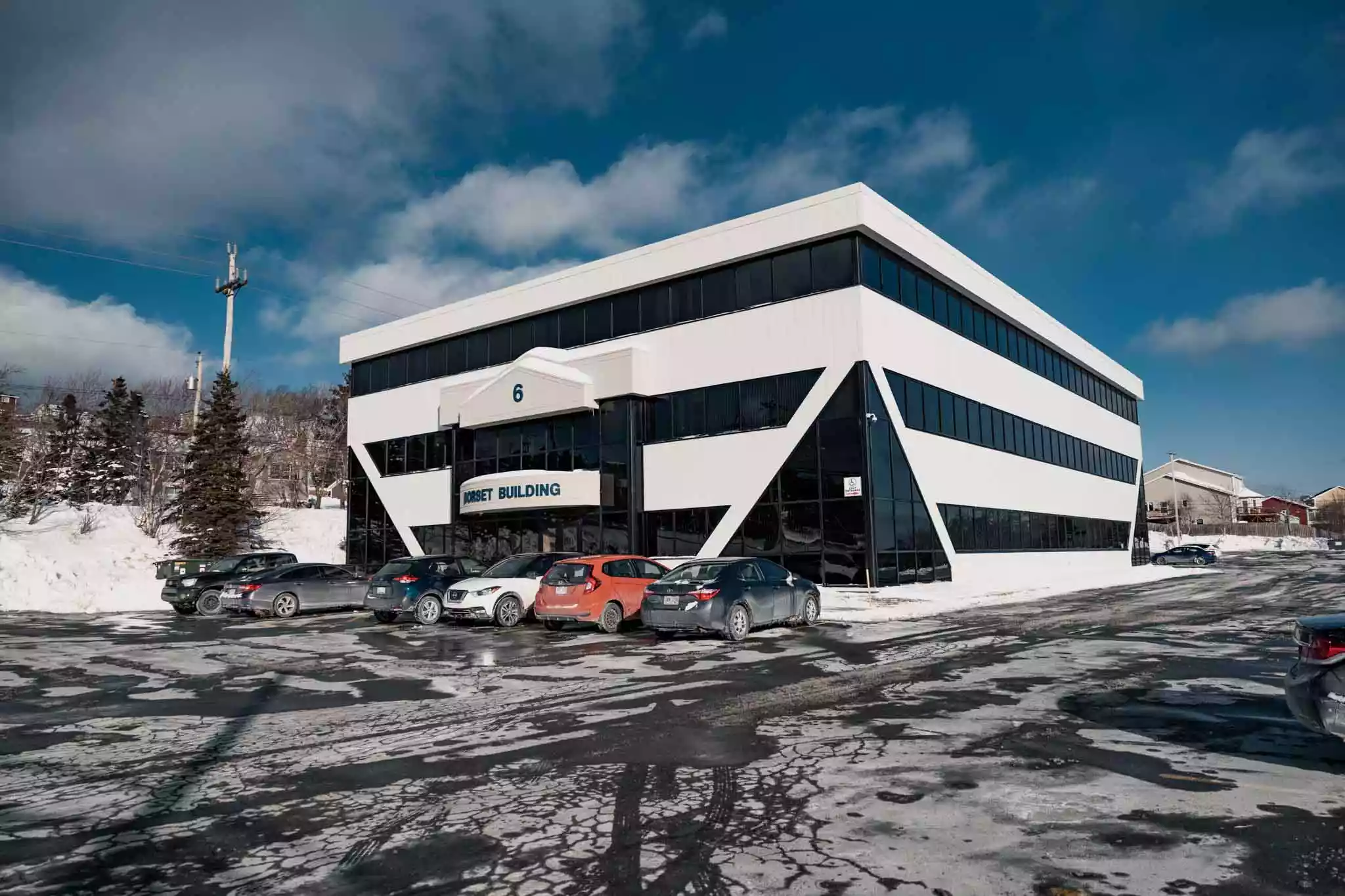 6 Mount Carson Avenue