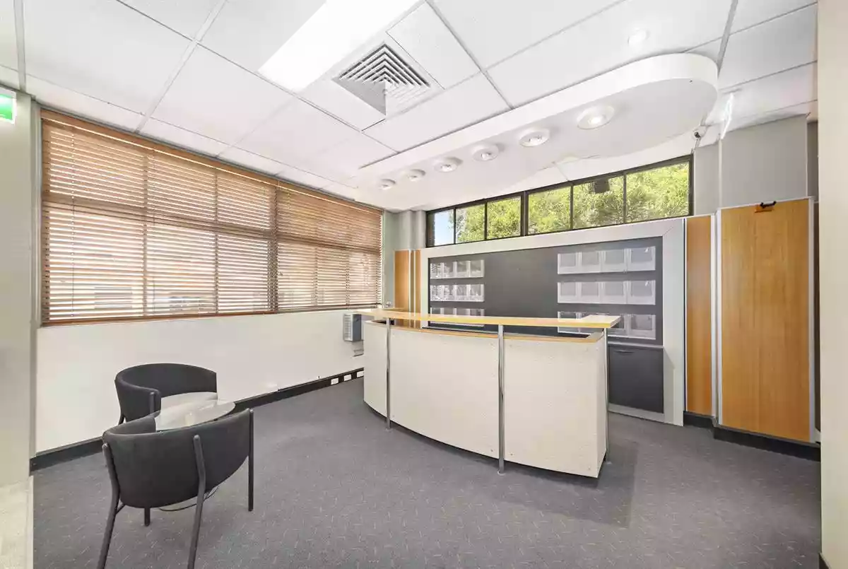 3 Sir Joseph Banks Street