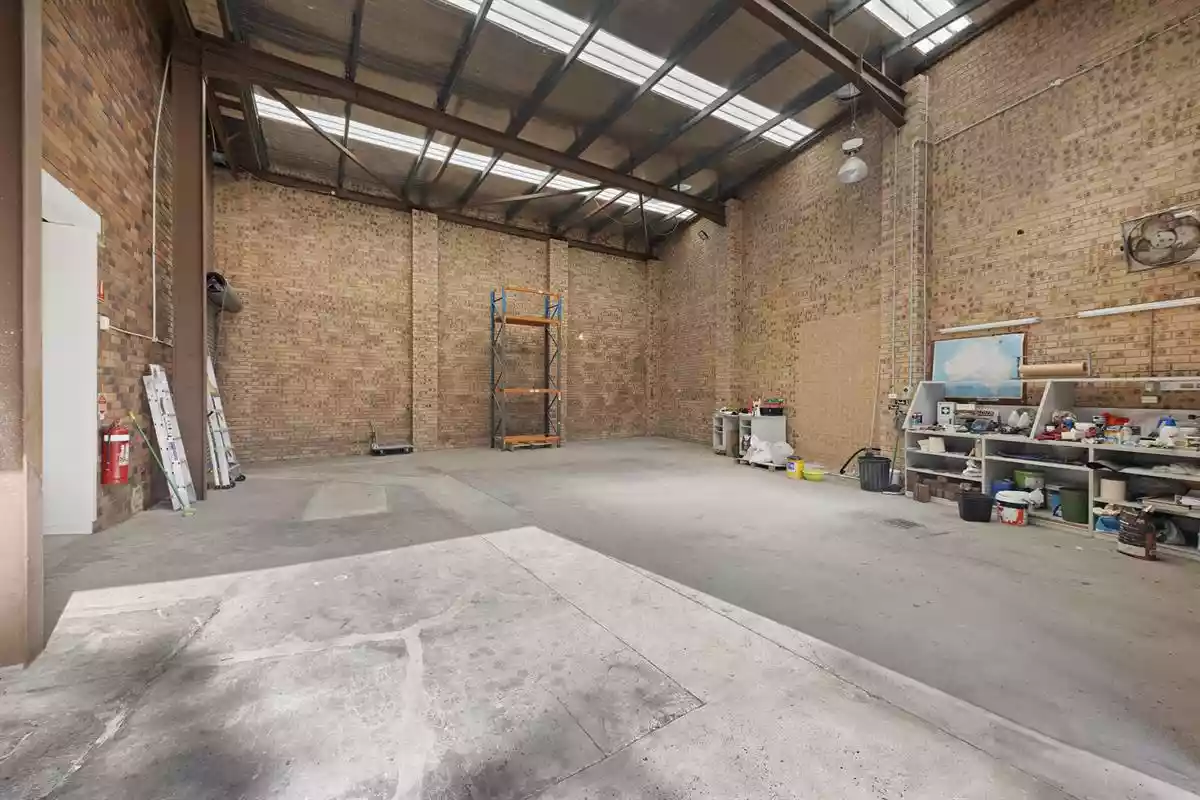 3 Sir Joseph Banks Street