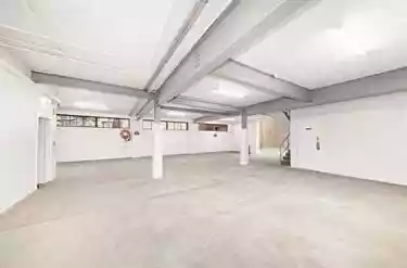 3 Sir Joseph Banks Street