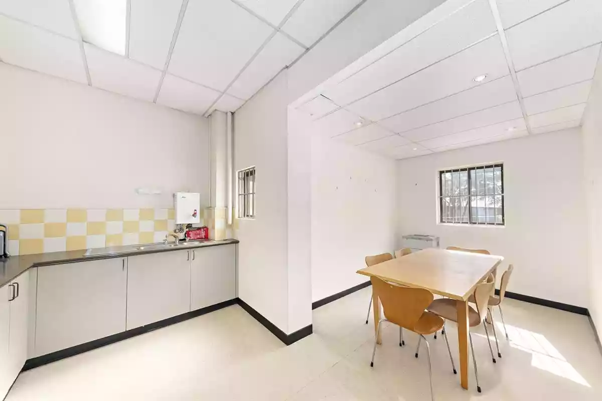 3 Sir Joseph Banks Street