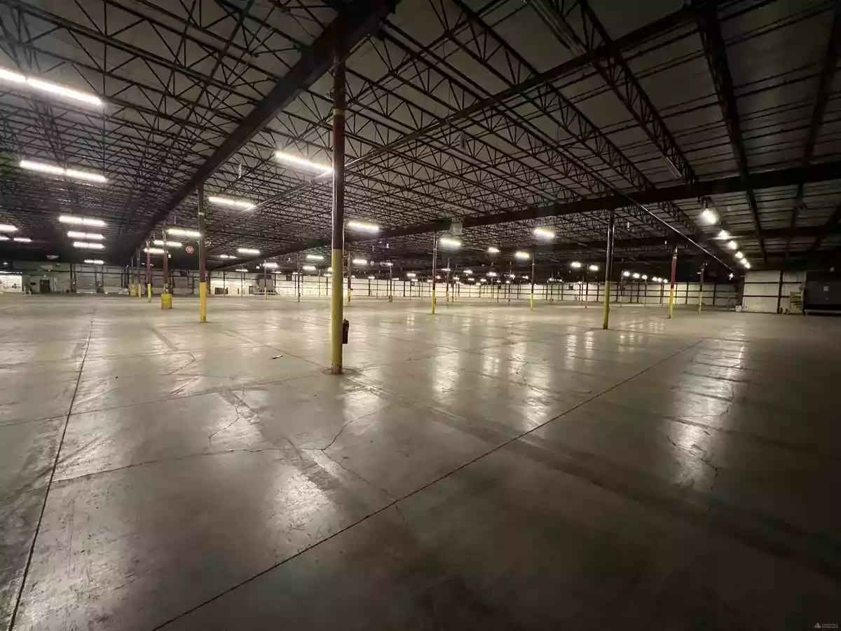 Tiffin - Manufacturing