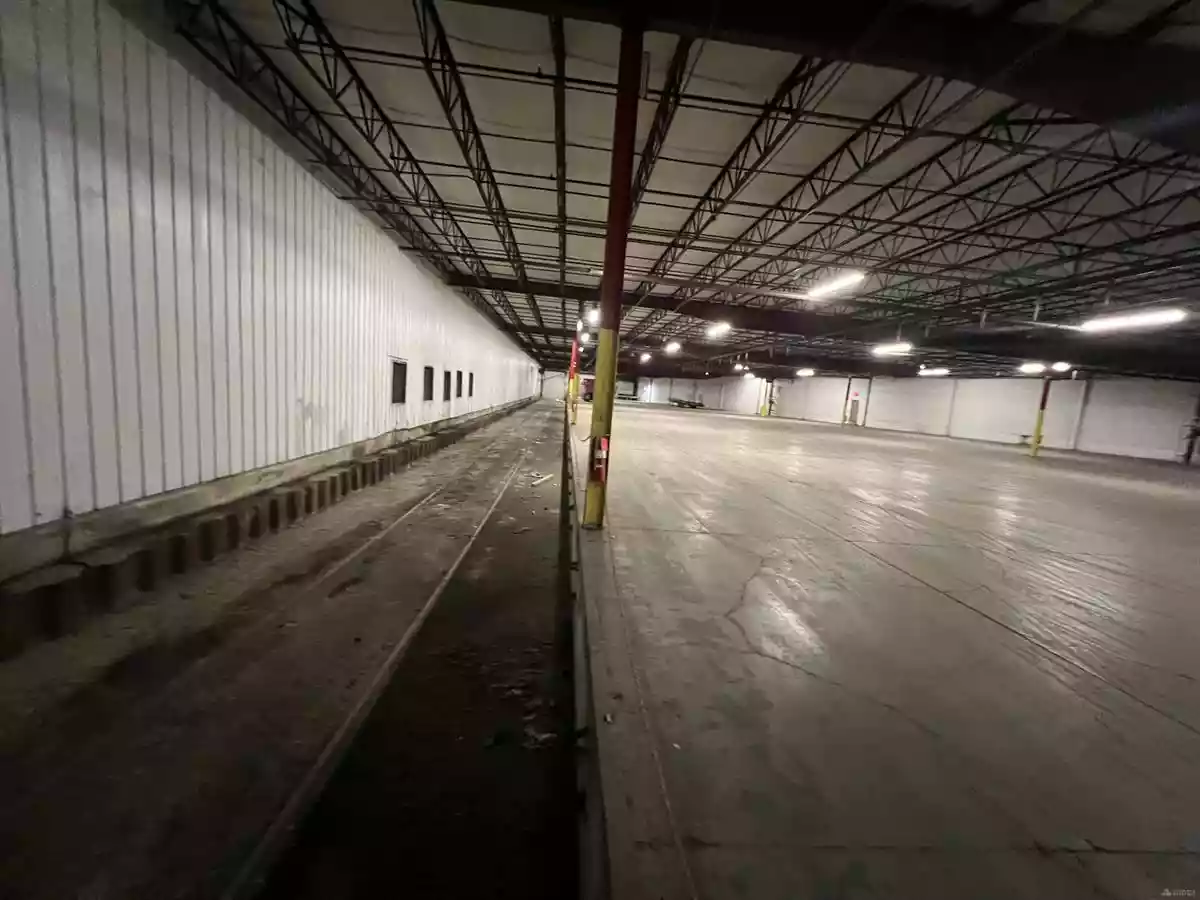 Tiffin - Manufacturing