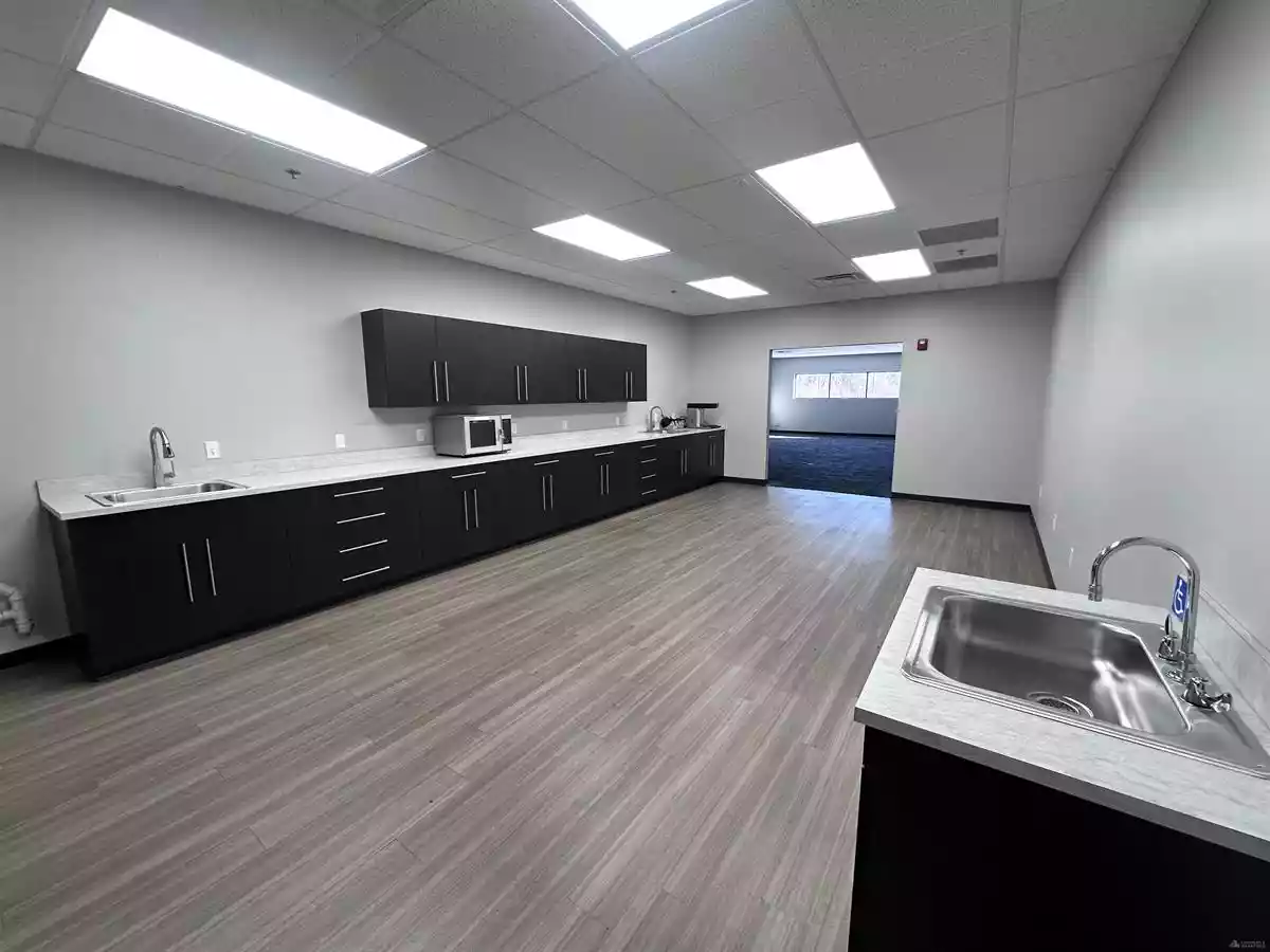 Holland - Warehouse/Distribution