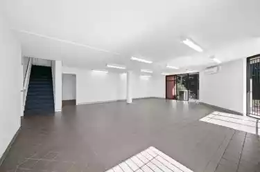 3/7 Shettleston Street