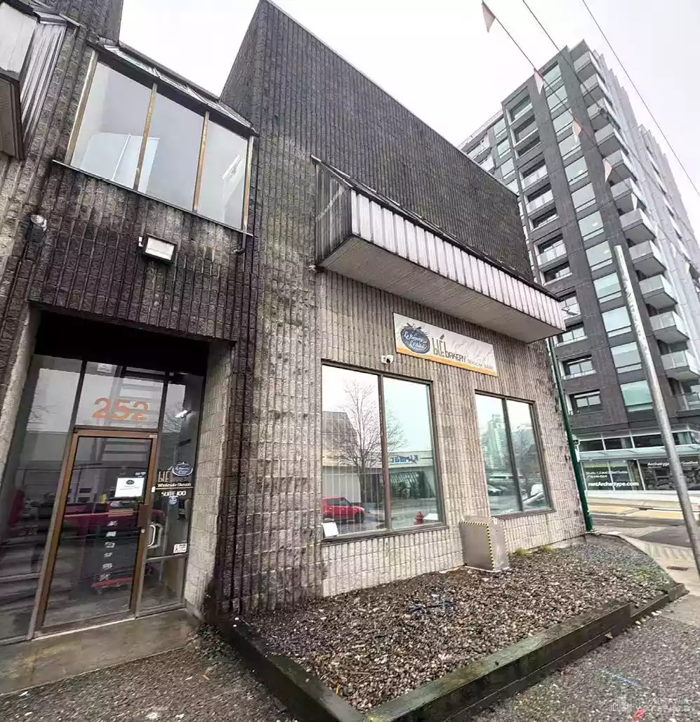 Vancouver - Warehouse/Distribution