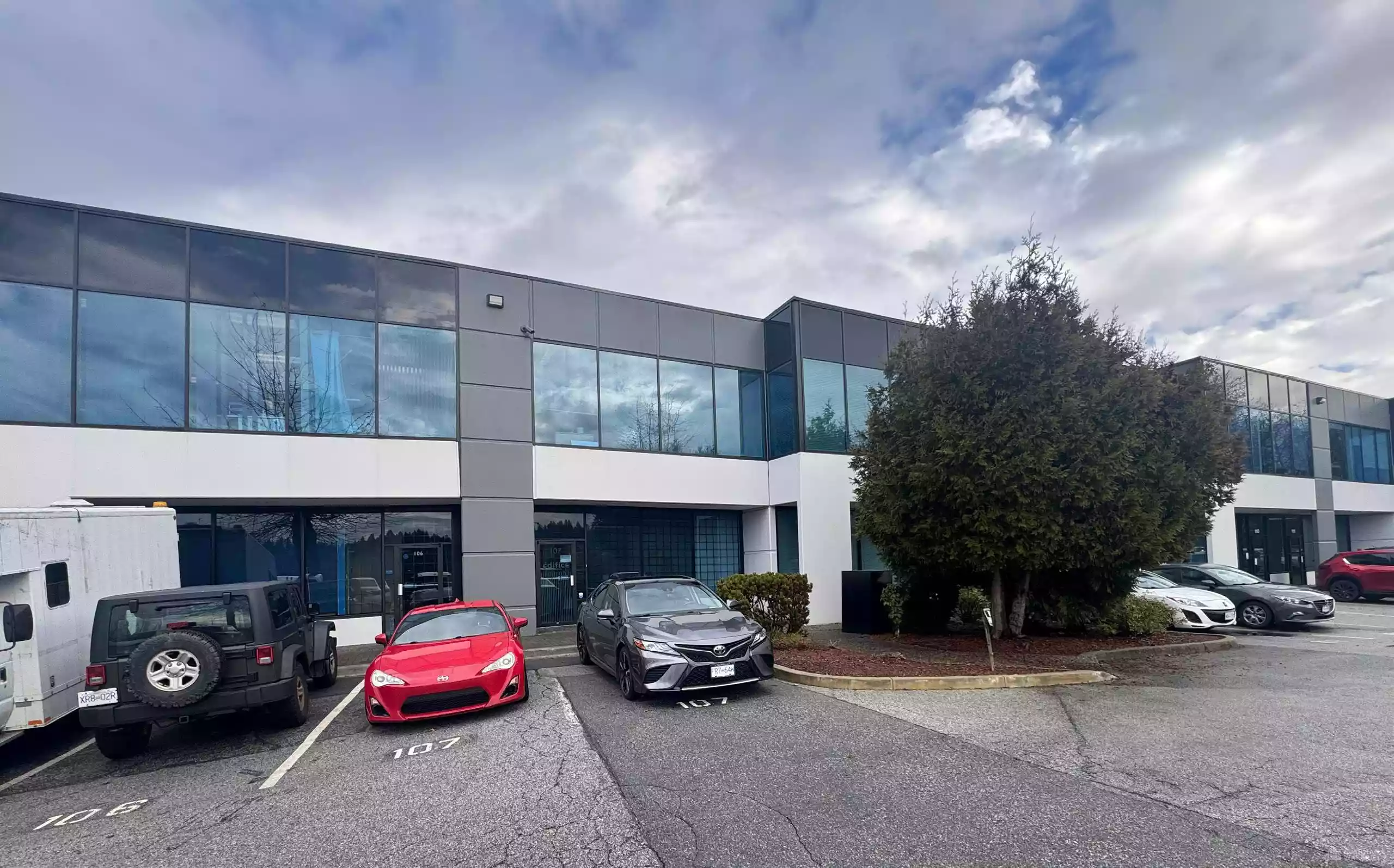 Coquitlam - Warehouse/Distribution