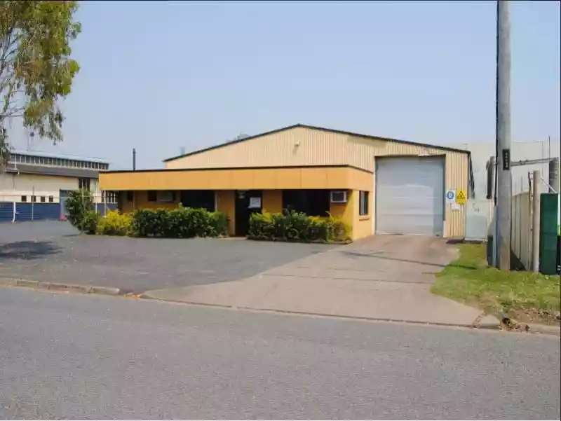 2/70 Lavarack Avenue