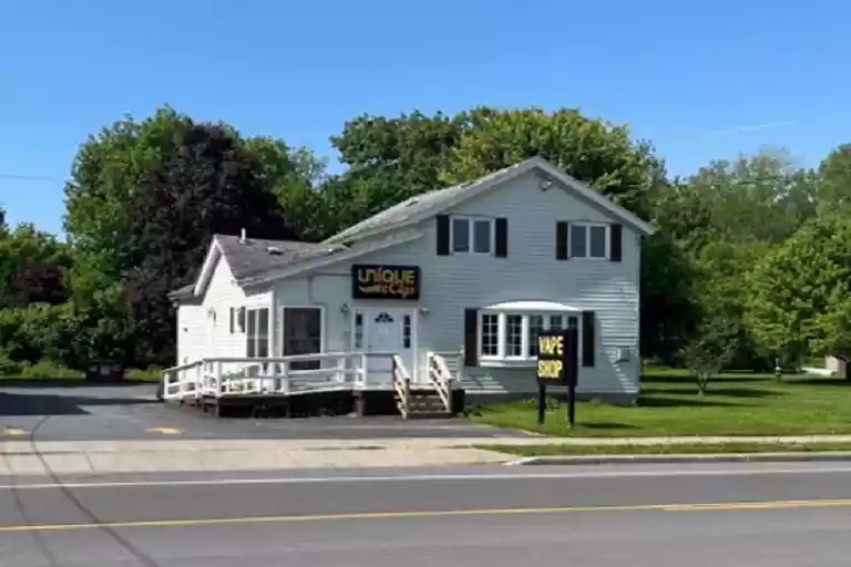 A1-527 Coffeen Street