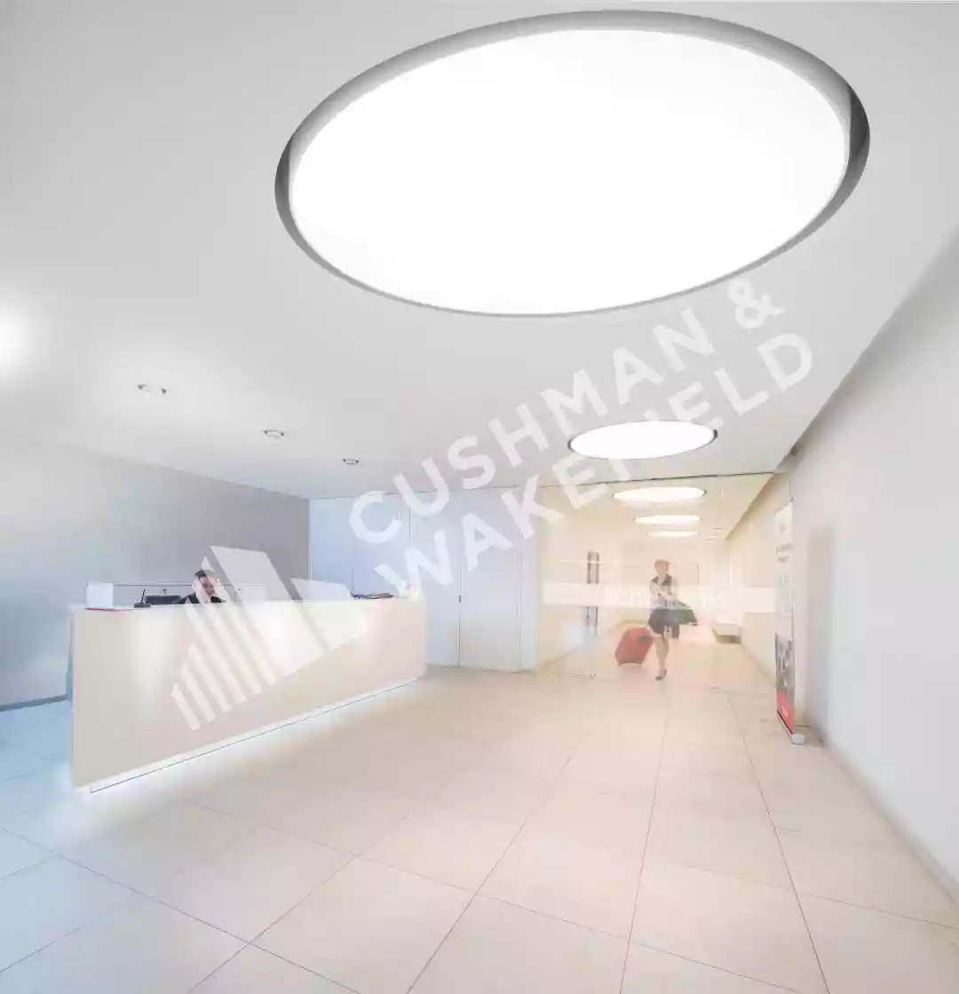 Rond-Point Robert Schuman, 5-7