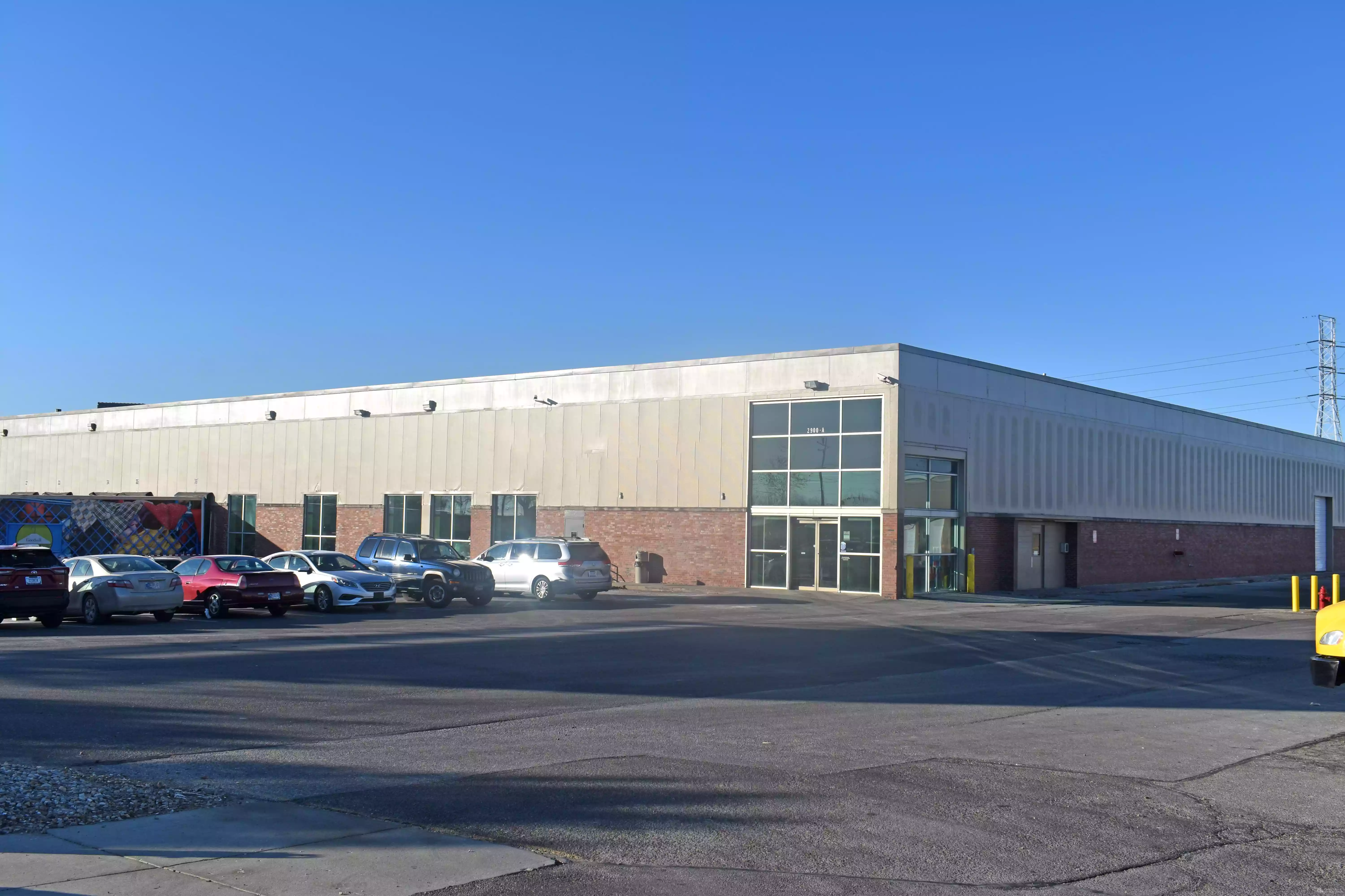 2900 N Shadeland Ave