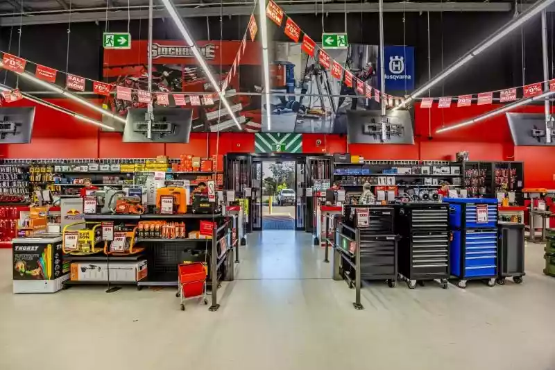 566 Grand Junction Road