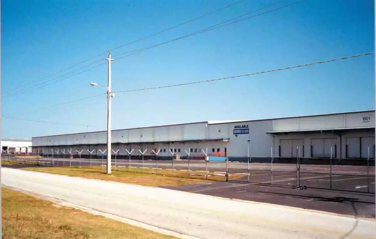 Tampa - Warehouse/Distribution