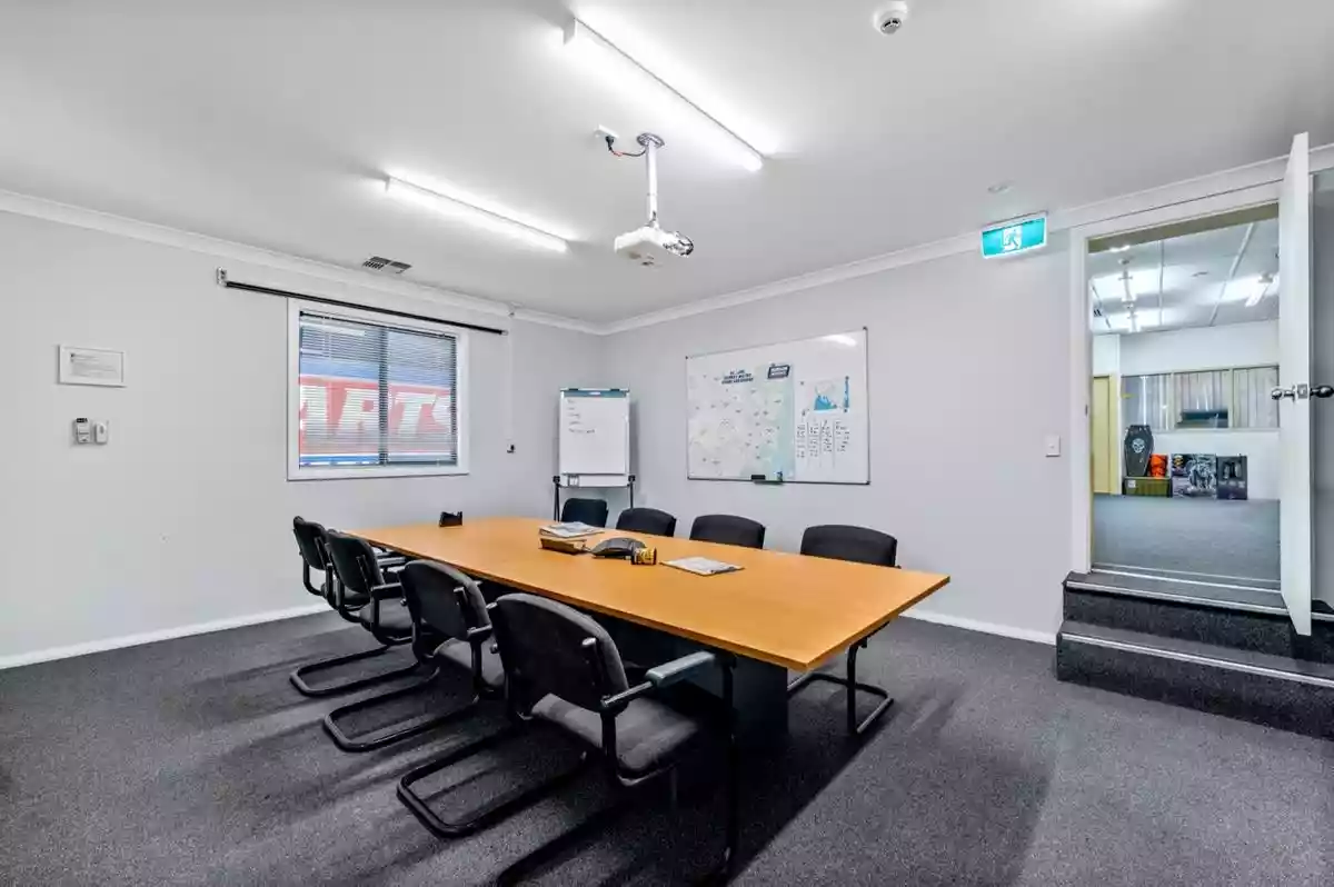 36-38 Sir Joseph Banks Street