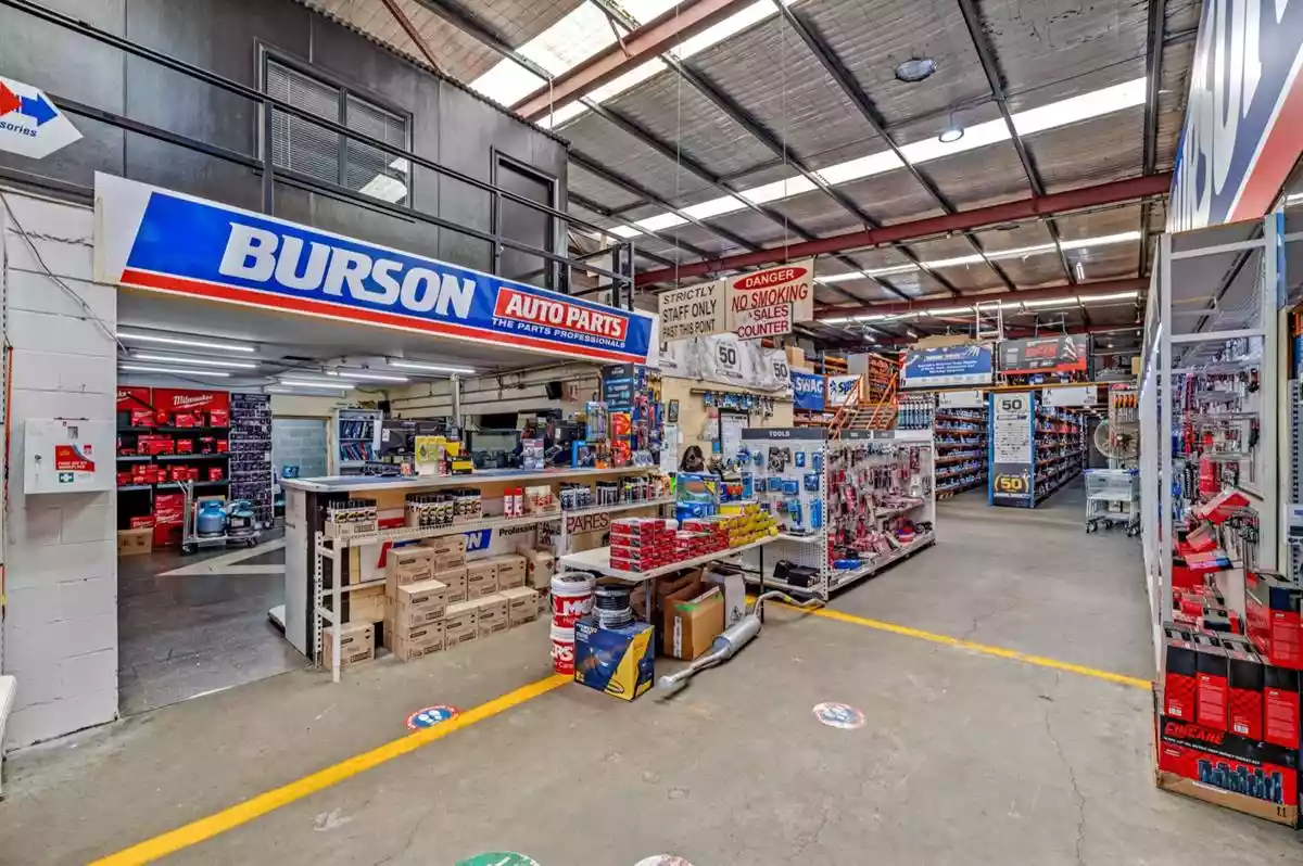 36-38 Sir Joseph Banks Street