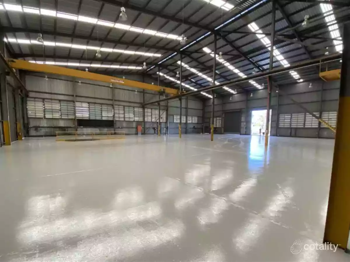 4/12 Archimedes Street