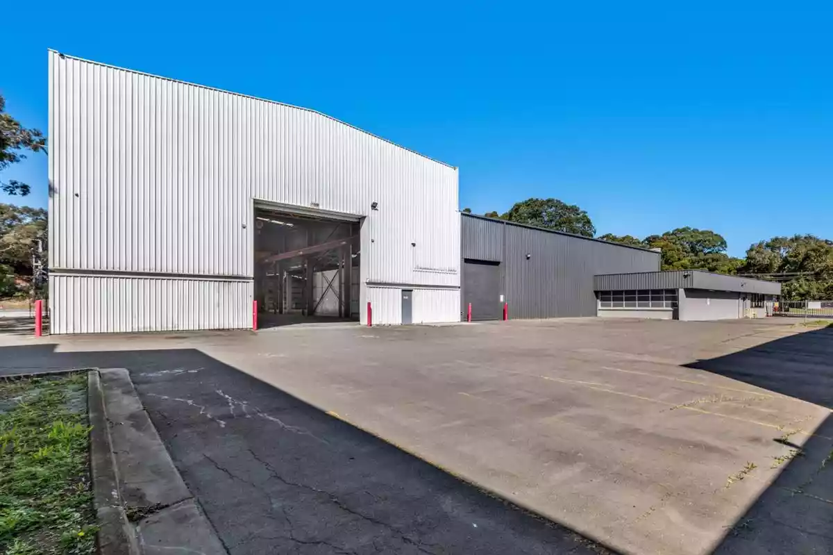 1 Bullecourt Avenue