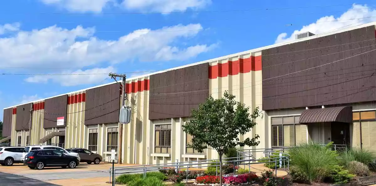 Vinita Park - Warehouse/Distribution