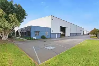 Warehouse B, 77-89 Kurnall Road