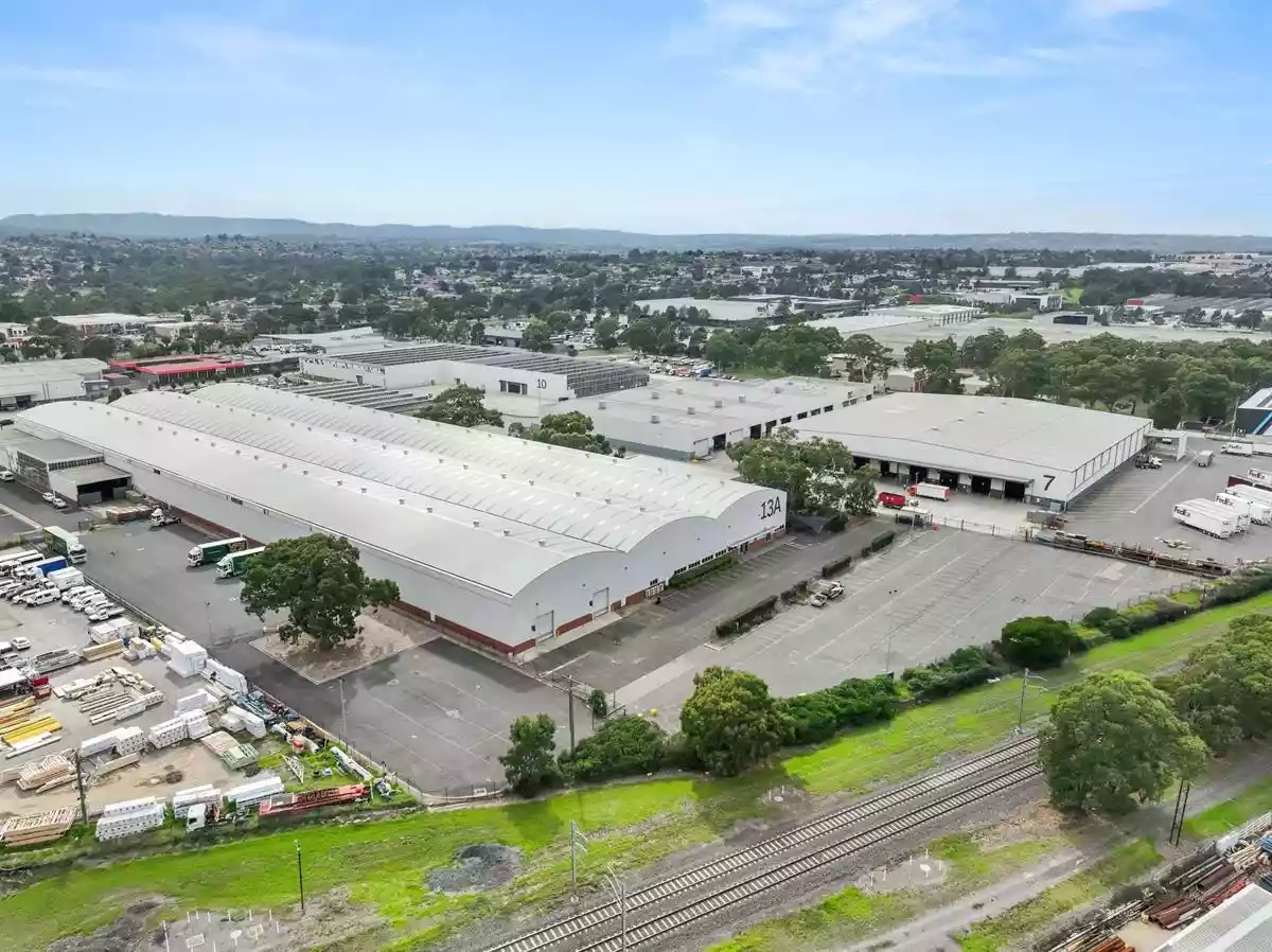 Units 10 & 13A/43-63 Princes Highway