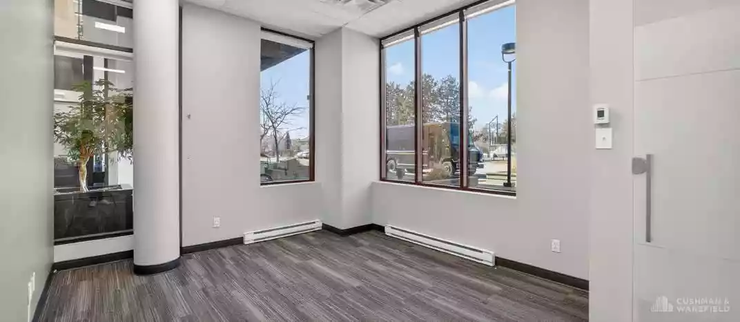 Dorval - Office