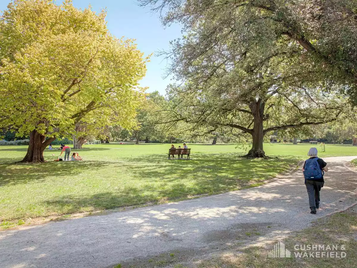 1367-1383 High St & 189-191 Tooronga Road