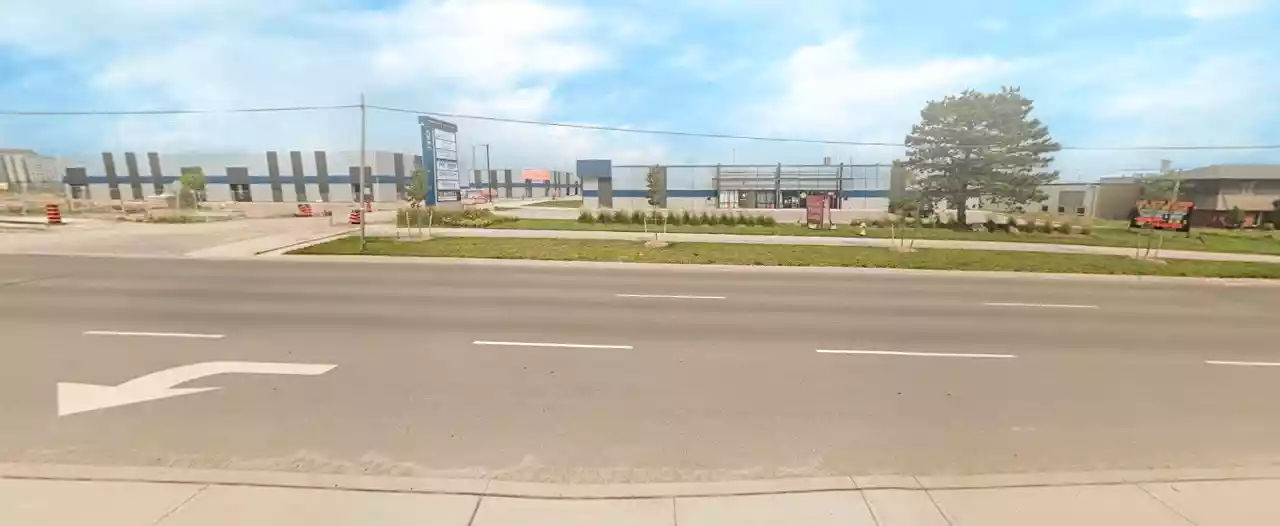 3392 Wonderland Road South, Unit 1306-1307