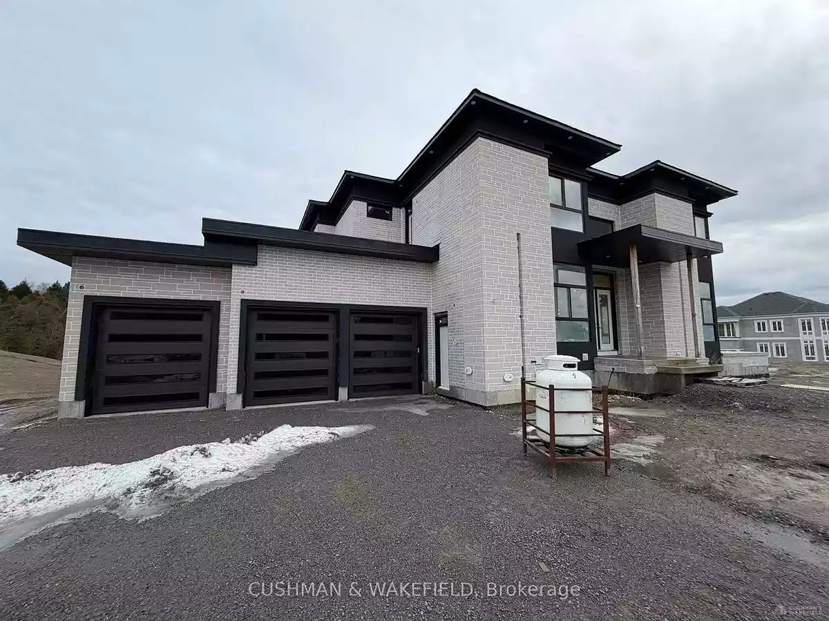 Clarington - Land