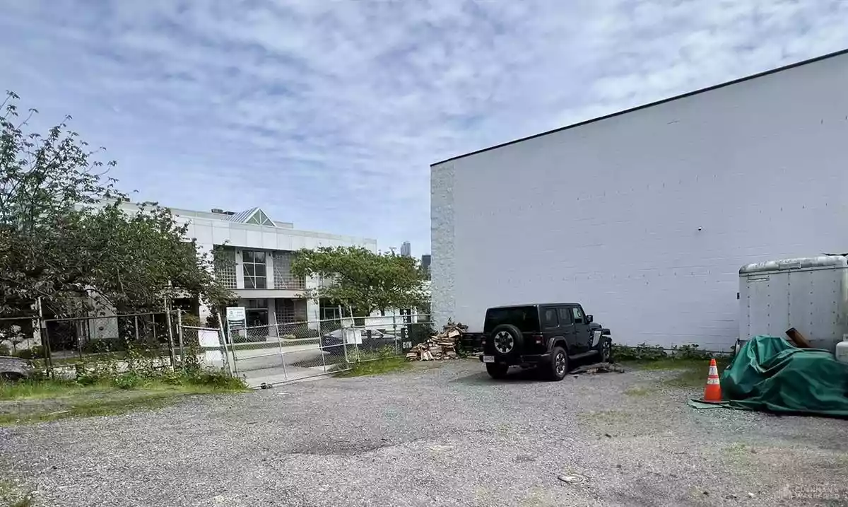 Vancouver - Warehouse/Distribution