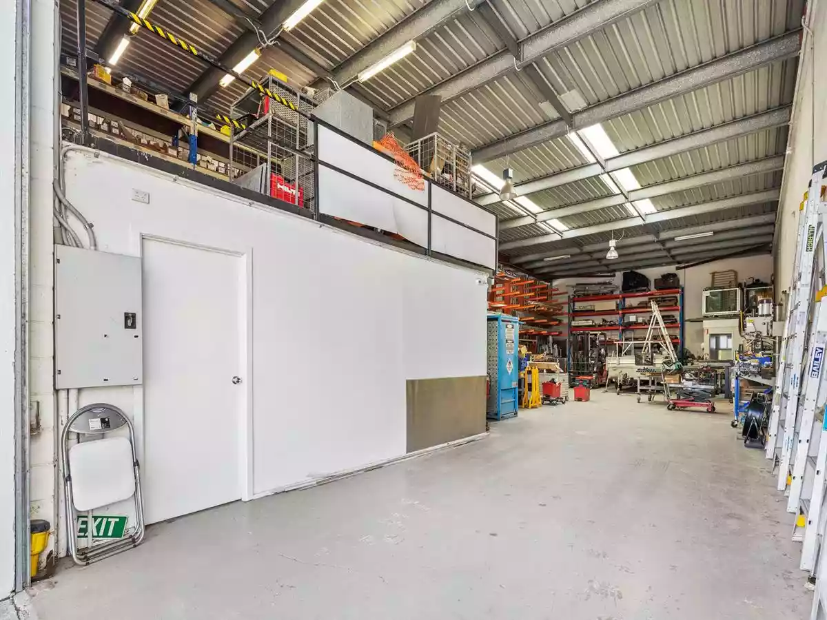 2/44 Boron Street