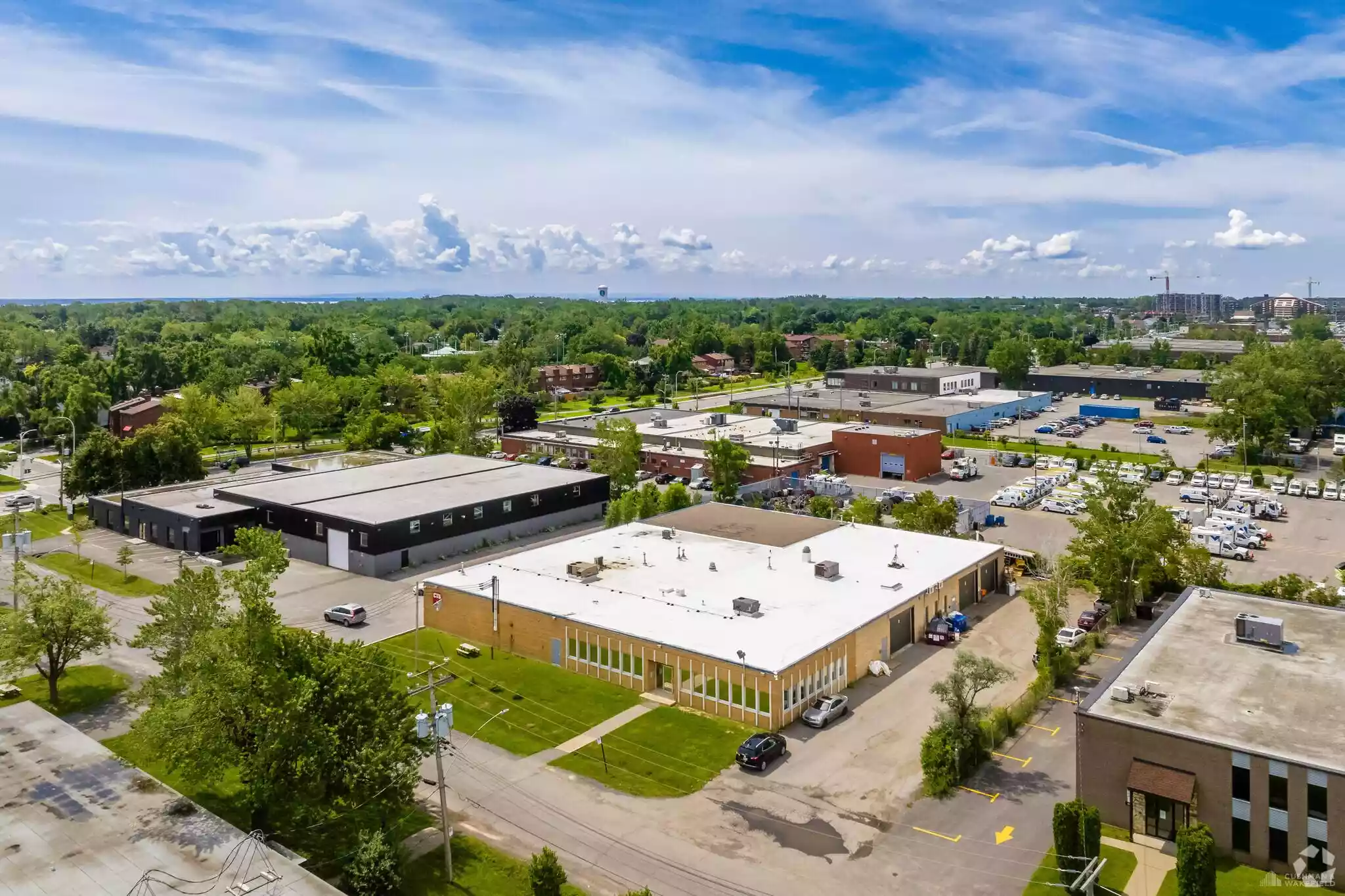 Pointe-Claire - Warehouse/Distribution