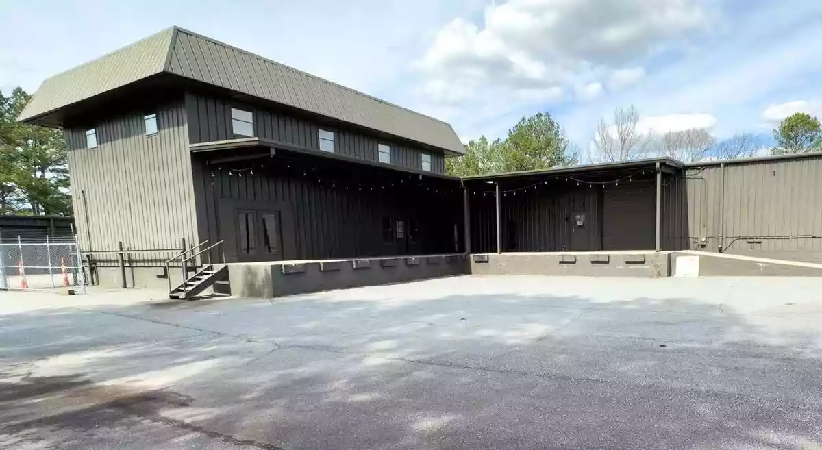 Suwanee - Warehouse/Distribution