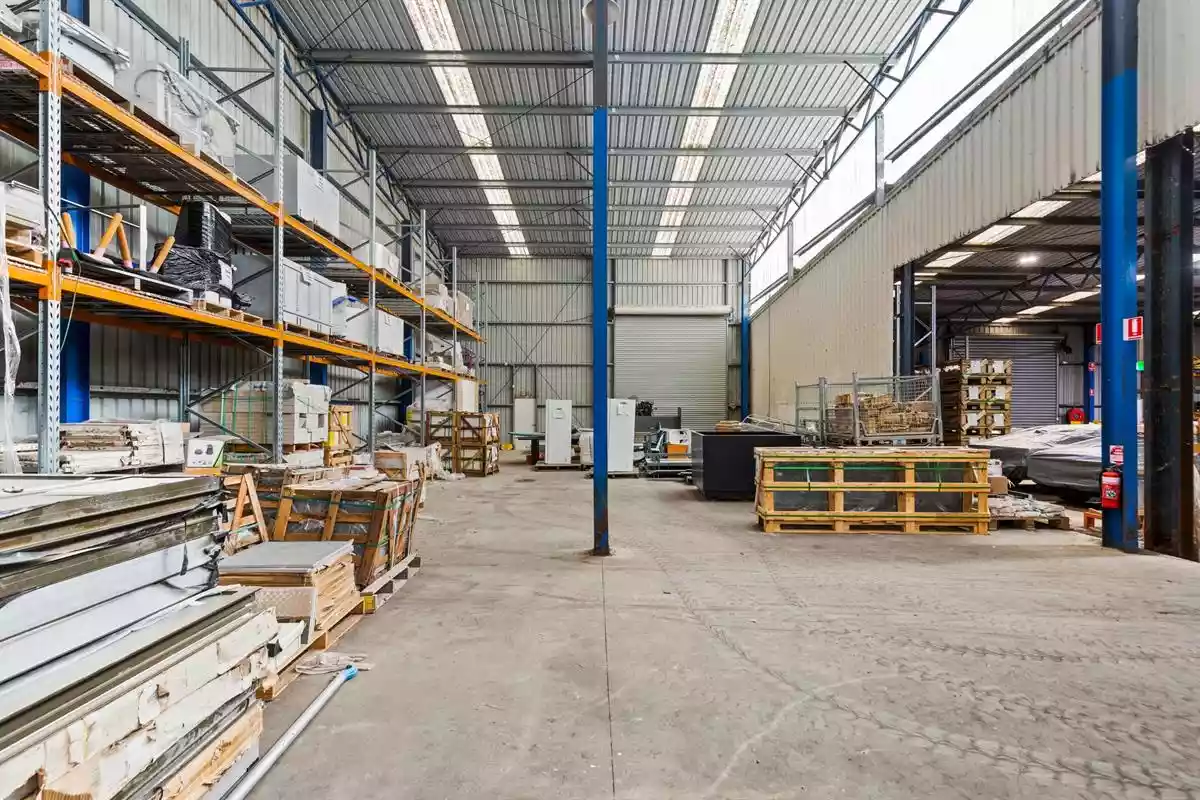 696 Geelong Road