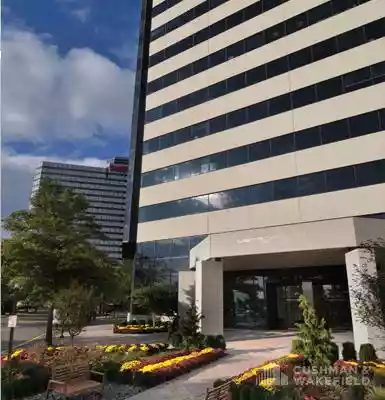 1 Meadowlands Plaza