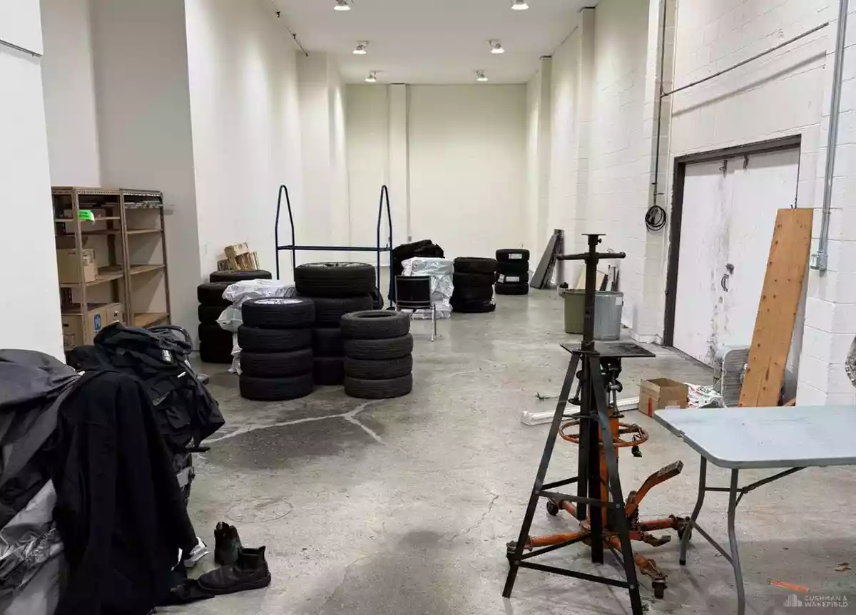 Victoria - Warehouse/Distribution