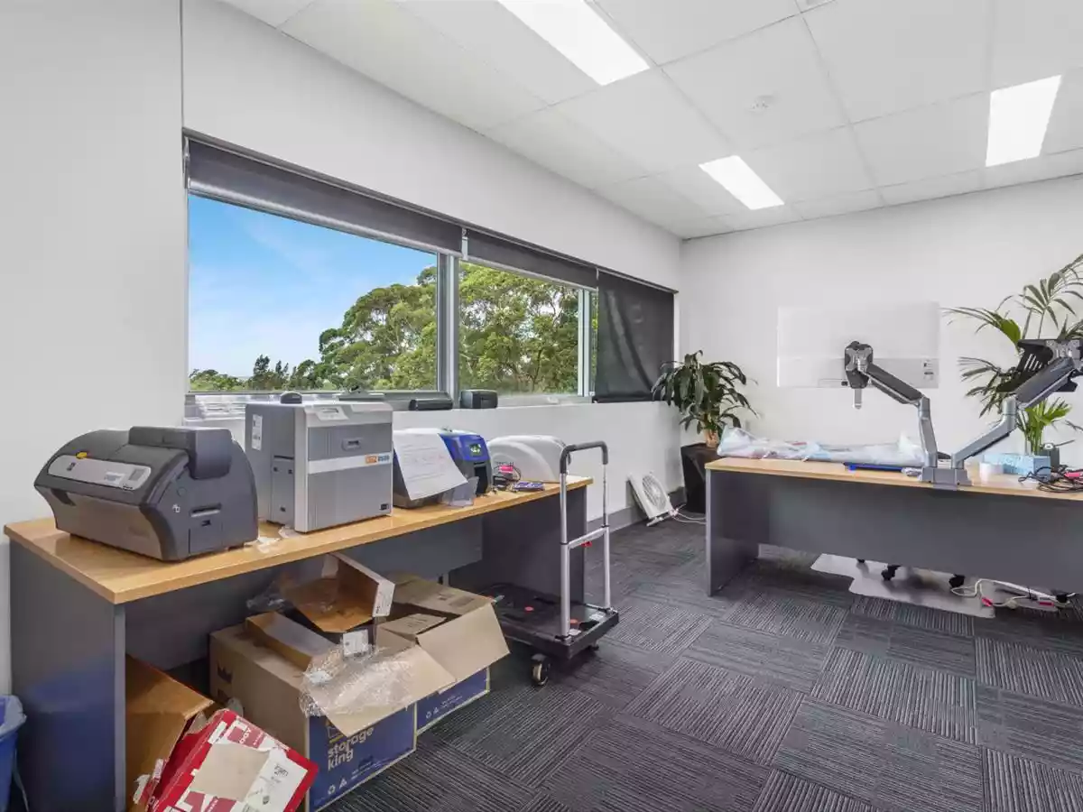 Suites 301 & 302/27 Mars Road