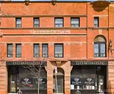 Toronto - Street Retail