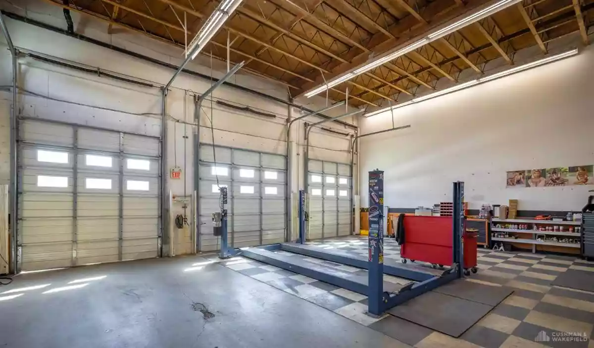 Richmond - Warehouse/Distribution