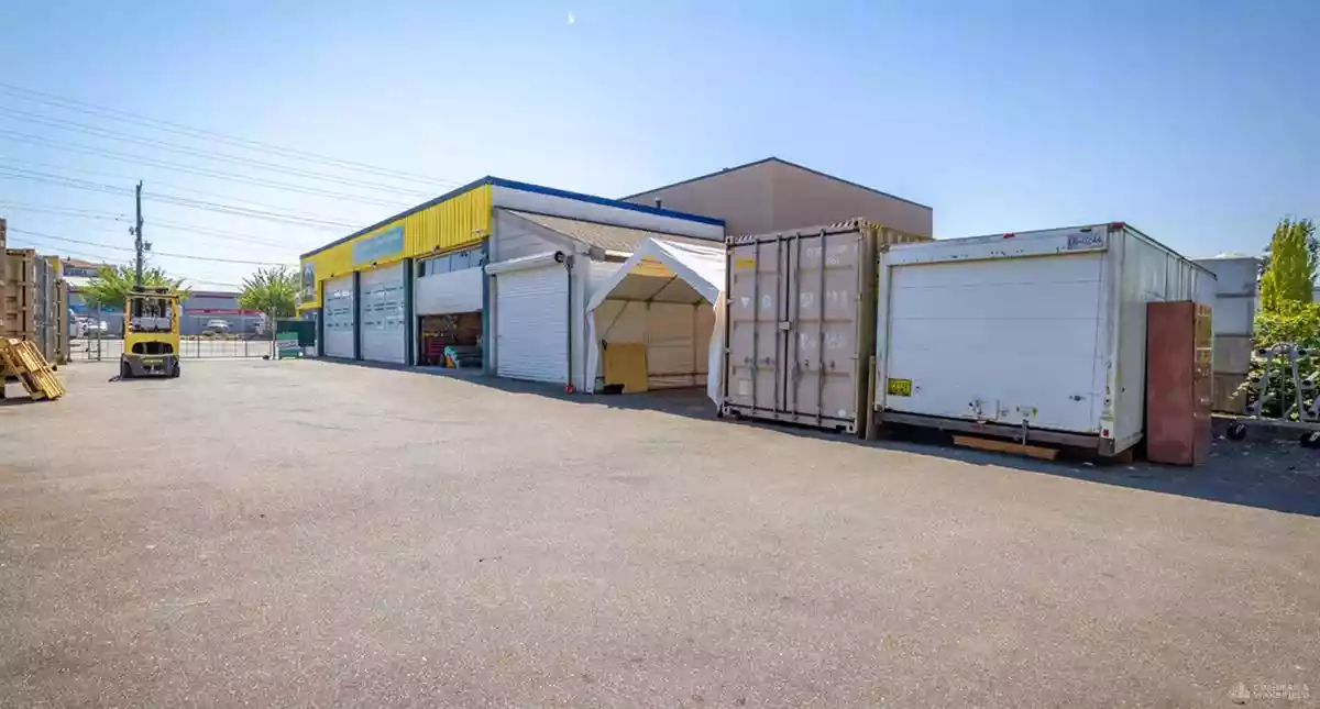 Maple Ridge - Retail