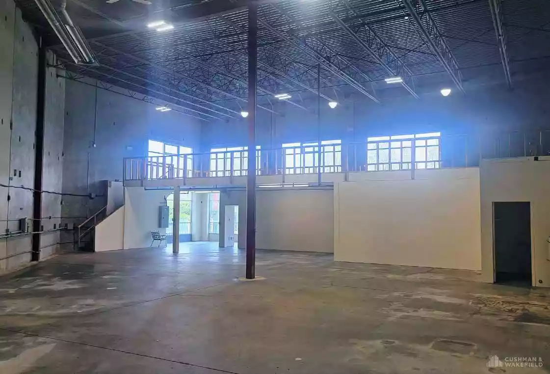 Port Coquitlam - Warehouse/Distribution