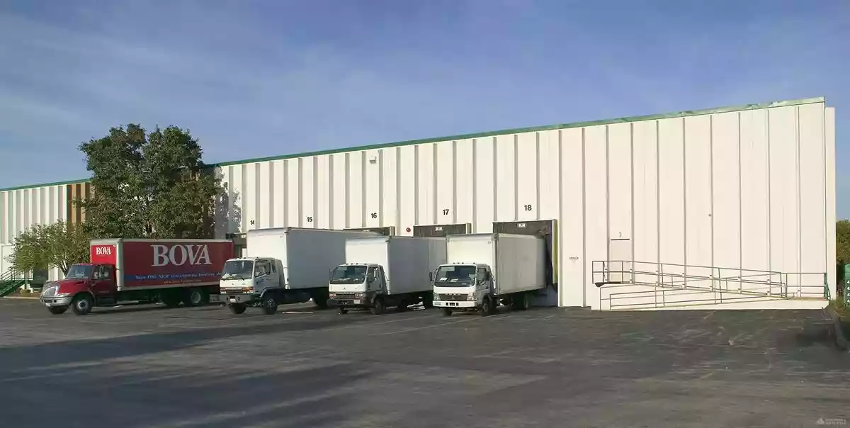 Earth City - Warehouse/Distribution