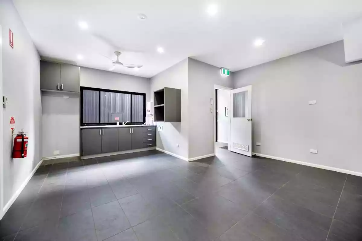 10-14 Alexander Street