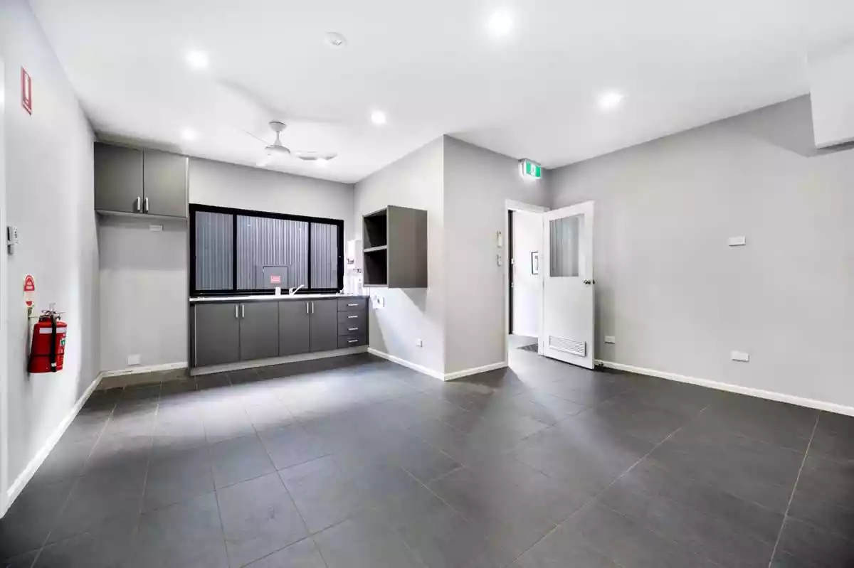 10-14 Alexander Street